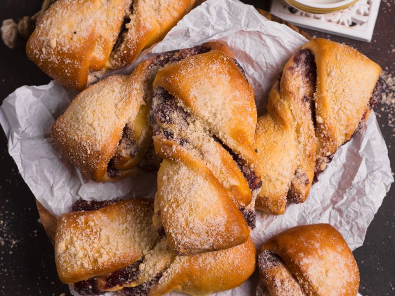 Drożdżówka ze Śliwką 120 g