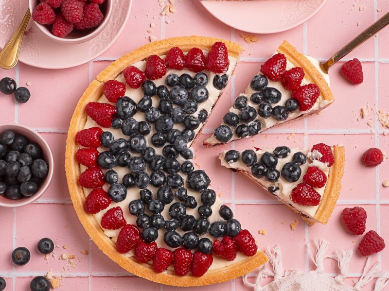 Tarta z Owocami Sezonowymi  <br>140 g