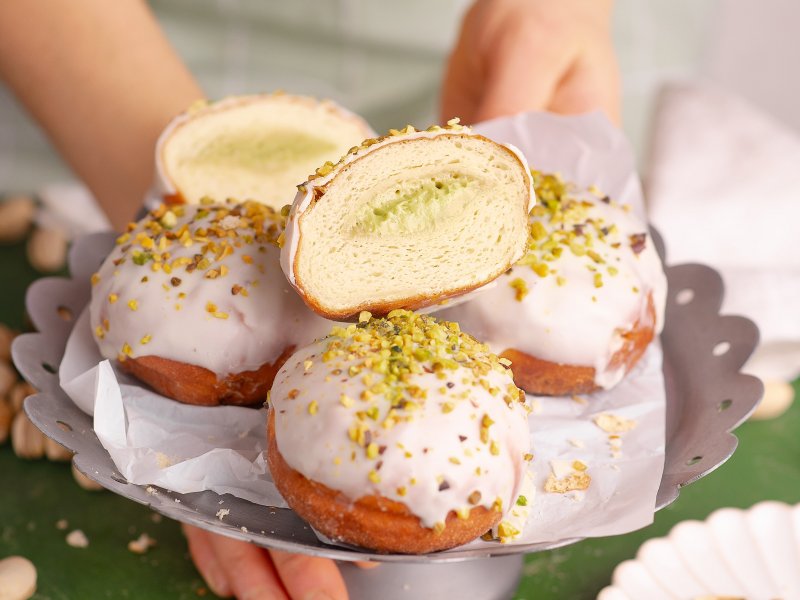 BEZGLUTENOWY Pączek z Pistacją 200 g (2szt.)